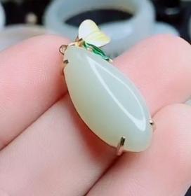 【精品】和田玉s925银镀14k金镶嵌碧玺水滴吊坠23.5*11.1*6.7mm