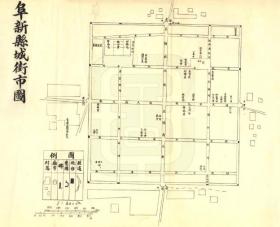 【提供资料信息服务】民国（1935年）《阜新县城街市图》（原图高清复制）民国辽宁阜新县老地图、民国阜新老地图、民国阜新地图、民国阜新县地图、阜新市老地图。阜新县城街市图，全图规整，请看图例中的炮台。阜新市地理地名历史变迁重要史料，裱框以后，风貌佳。