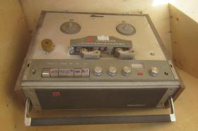 上海 L202B 电脑复听盘式磁带录音机
