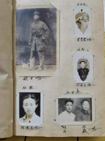 老照片解放军珍贵影片集:解放前后（1950年）中国人民解放军卫生工作人员影集:1950年元月六荣校三大队部工作人员合影，1949年一月山东省章历县王野河庄合影，卫生院庆祝红五月演出合影，1956年专区防训班团支部合影，1958年江苏省卫生干校苏州组合影，志愿军戎装照（共150枚）