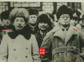 1933年东北军主帅张学良，国民政府财政部长宋子文，热河省主席、国民党热河省主委，军阀汤玉麟在河北热河会议后合影老照片，此次会议的主要议题就是抵抗日军对河北的入侵。