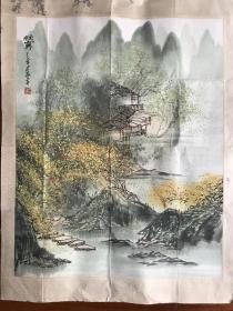 秦建华，观山、乐城乐主，斋号三余画馆。现为中国人文研究院书画院副院长，西城美协会员。
    1960年生于北京，自幼酷爱绘画，青年时期开始研习山水画，从传统入手，研习古法，曾大量临摹古代山水名家作品。借鉴近现代山水画名家的艺术风格和创作手法，作为从传统到现代的切入点和契合点。拜访多名当代绘画大师，绘画作品曾得到现中国美术家协会主席刘大为先生的指点和好评。