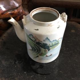 清或民国瓷器 茶壶 无盖 有缺损