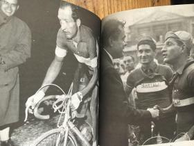 Un vélo contre la barbarie nazie - L'incroyable destin du champion Gino Bartali 基诺·巴特利——意大利传奇自行车运动员【法文原版】