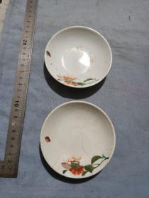 醴陵国光瓷厂茶盘一对。直径10厘米。