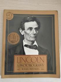 Lincoln: A Photobiography   【英文原版，品相佳】