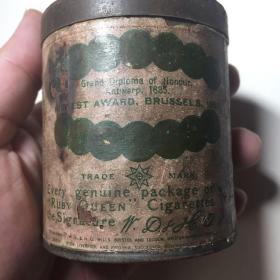 外国老铁皮罐 一个 商品标识保存完好