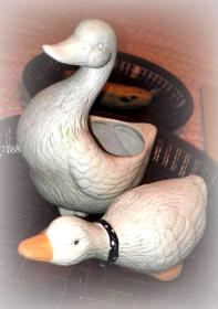 民国外国人烧制的中国瓷器摆件鸭子一对瓷器鸭子摆件对鸭