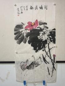 吴休，原名吴衍休，1932年生于四川，1949年肄业于四川省艺专，1961年于中央美术学院毕业后，调入北京中国画院（现北京画院）为研究生，1964年毕业后留任专业画家，1984年任副院长，1992年退休。2015年11月24日逝世于北京。