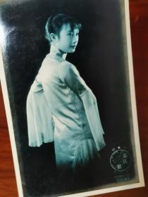 民国沪江摄影胡蝶女明星照相馆黑白老照片版名人人物主题明信片（强烈泛银）