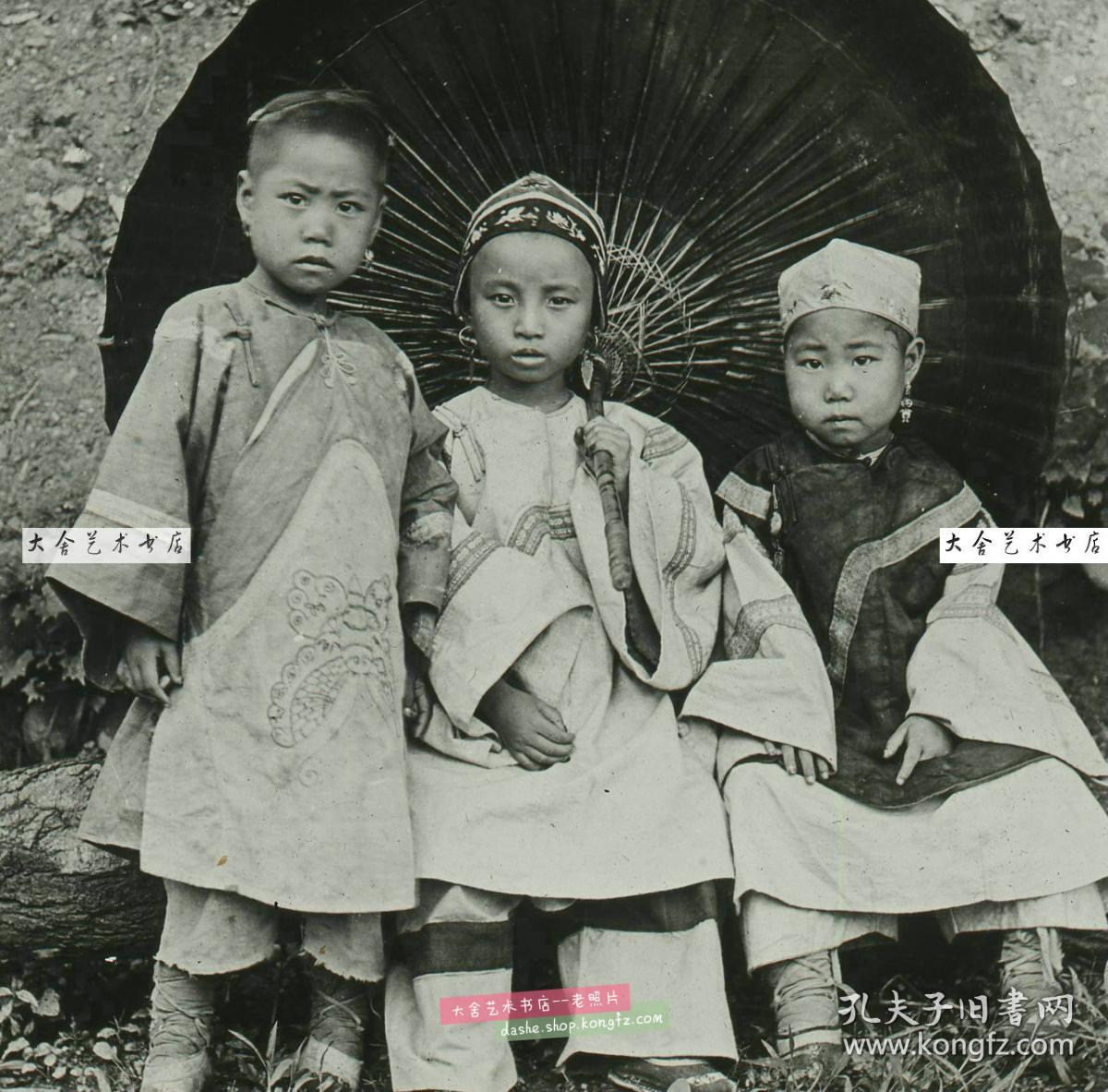 清代民国玻璃幻灯片-----民国时期穿传统中国服装服饰的儿童老玻璃幻灯