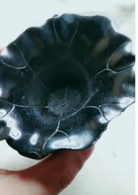【馆藏级】和田玉籽料精雕荷叶型制茶器