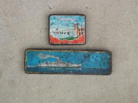 收到老文具盒一个和老烟盒一个，题材好经典图案（大海航行和南京长江大桥），包老保真，品相如图完整，尺寸如图