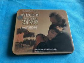 廊桥遗梦 / The Bridges of Madison County 、2x VCD（奥斯卡金像奖经典电影。伊斯特伍德、梅丽尔斯特里普主演。深飞版。铁盒装、老版本 ）。 详情请参图片及描述所云