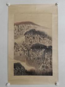 保真书画，师恩钊山水画一幅，尺寸68×42cm，原装裱镜心。师恩钊，中国美术家协会会员，北派山水艺术中心主任，中国画北派山水研究会会长，中国山水画研究院副院长，清华美院高研班导师，人民大学艺术学院高研班导师