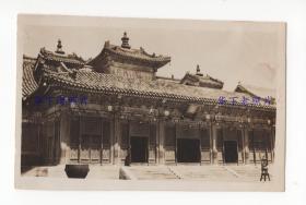 1932年，北京，雍和宫内之法轮殿。