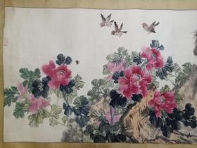 保真书画，北京名家刘存惠《富贵图》一幅，尺寸66×133cm。 著名画家、美术教育家，1955年生于北京。国家一级美术师、教授、中国美术家协会会员，国家民族画院副院长、中国林业美术家协会副主席、中国花鸟画研修院副院长，朝阳区美术家协会副主席、北京石齐画院学术院长、北京师白艺术研究会荣誉会长、央视数字书画频道特聘教授，师从著名国画大师娄师白先生，齐白石艺术第三代传人，擅长写意花鸟及山水画。