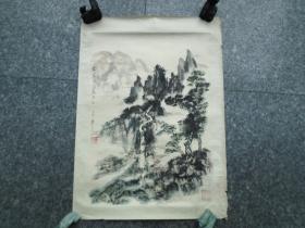 山水画一幅（杜方平画，保真，有上款。尺寸65*47厘米，花芯尺寸：55*39厘米，托裱过，，包真。详见书影）只发快递。放在左手边书架顶部