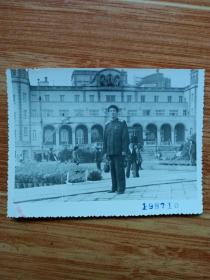 老照片：1987年的“辽宁宾馆”（照片尺寸：长12厘米，宽8厘米）
