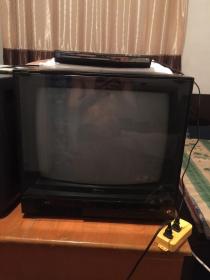 老彩色电视机（上个世纪80年代）