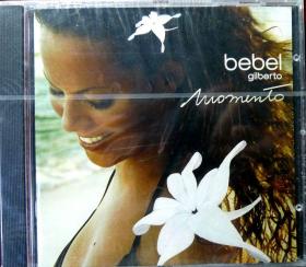 （进口原盘）Bebel Gilberto：Momento（当代Bossa Nova第一天后芭贝尔·吉尔伯特经典专辑）（V2唱片公司原版CD一张，品相十品全新，原塑封未拆）