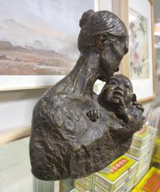 满洲国时期 雕塑 母子情