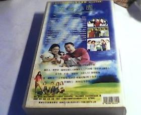 (VCD)流星花园(二十集台湾青春洋溢的现代喜剧,超长度浓缩版,二十碟装)(领衔主演:徐熙媛,周渝民,言承旭,朱孝天,吴建庆)