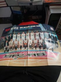 篮球海报:NBA 新冠王圣安东尼奥马刺队（此海报宽71厘米，高51厘米；画面为圣安东尼奥马刺队全体队员、教练员合影；全彩印）