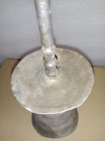 《锡制 腊烛台》农村拆迁收来！品相如图，自鉴自定！高22厘米，长22厘米，宽10厘米，重520克！超低价出售！