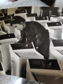 八十年代双菱洗衣机厂出厂检验最后一关照片