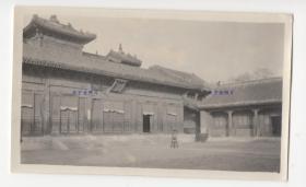 民国时期，北京，雍和宫内之法轮殿。