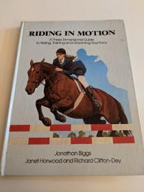 原版立体书riding in motion(pop up)