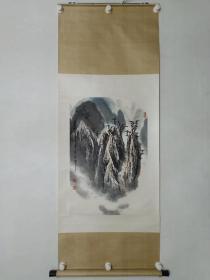 保真书画，著名军旅画家李宏志先生山水画《青山无尽》一幅，原装裱立轴69×45cm