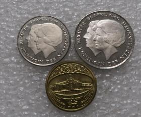 荷兰1980年女王登基纪念币二枚套 带造币厂章