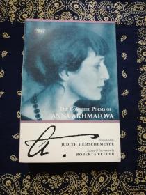 《The Complete Poems of Anna Akhmatova》
《安娜·阿赫玛托娃诗全集》（英译版）