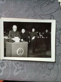 新闻展览照片 第五届全国人民代表大会 全套39张缺第1.、4、15、16张 共有35张1978年2月