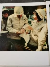 八十年代早期中日交流访问日本立拍得彩色照片6张，照片背后有地点说明文字