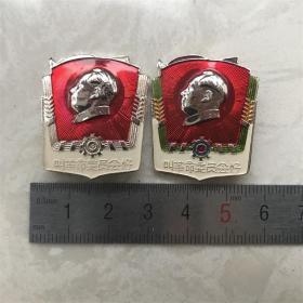 红色纪念收藏**时期毛主席像章胸针徽章叫革命委员会好杭1一对