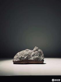 文案小品精品•灵璧石山峰.（连底座14厘米/6厘米/8厘米））