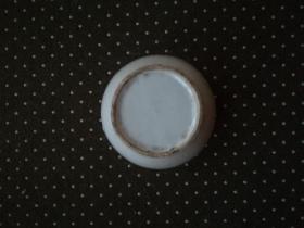 民国花卉纹瓷盒一个，可装印泥！