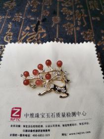 【精品】南红镶嵌锆石一路（鹿）发胸针