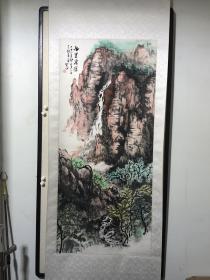 刘石平，1921年生于济源市轵城镇。1942年高中毕业后，考入当时中国美术教育的最高学府——重庆国立艺专（中国美术学院前身）学习，师从丰子恺、林风眠、李可染、倪贻德、傅抱石、关良等艺术大师，与著名画家李可染、席德进、吴冠中、苏天赐等师出同门。