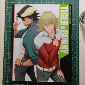 日版 ROMAN ALBUM   TIGER & BUNNY  ロマンアルバム 桂正和 老虎和兔子，虎兔英雄传  资料设定集画集