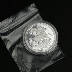 2013银色骑士纪念币镀银微浮雕女王头像纪念章
