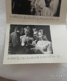 名人影像 1984年老照片4张 沙鸿 艾青 冯牧 阿甲 与艺术系大学生 折叠实寄明信片 贴鼠年邮票，国庆邮票，及普票共4枚 挂号实寄 影像精良 未发表过 较为珍贵