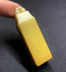 老性青田九索红星菜花黄精工如意钮