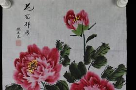 开国少校、老革命家 李盾题、夫人魏建蓉画 水墨设色作品《花冠群芳》一件（纸本软片，画心约2.7平尺，钤印：魏建蓉印）HXTX323724