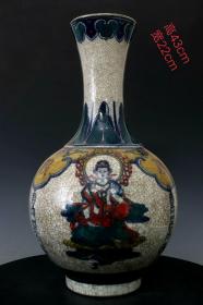 大清康熙年制精工手绘满工青花釉里红佛祖纹长颈凤尾瓶。