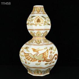 元珐华彩描金凤纹刮筋八棱葫芦瓶