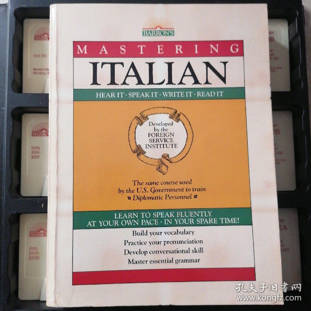 MASTERING ITALIAN，意大利语教程，带原盒，1本书12盘磁带